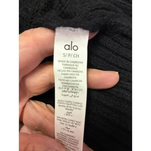 ALO NWT Unisex Wool Cashmere Crewneck in Black Size S